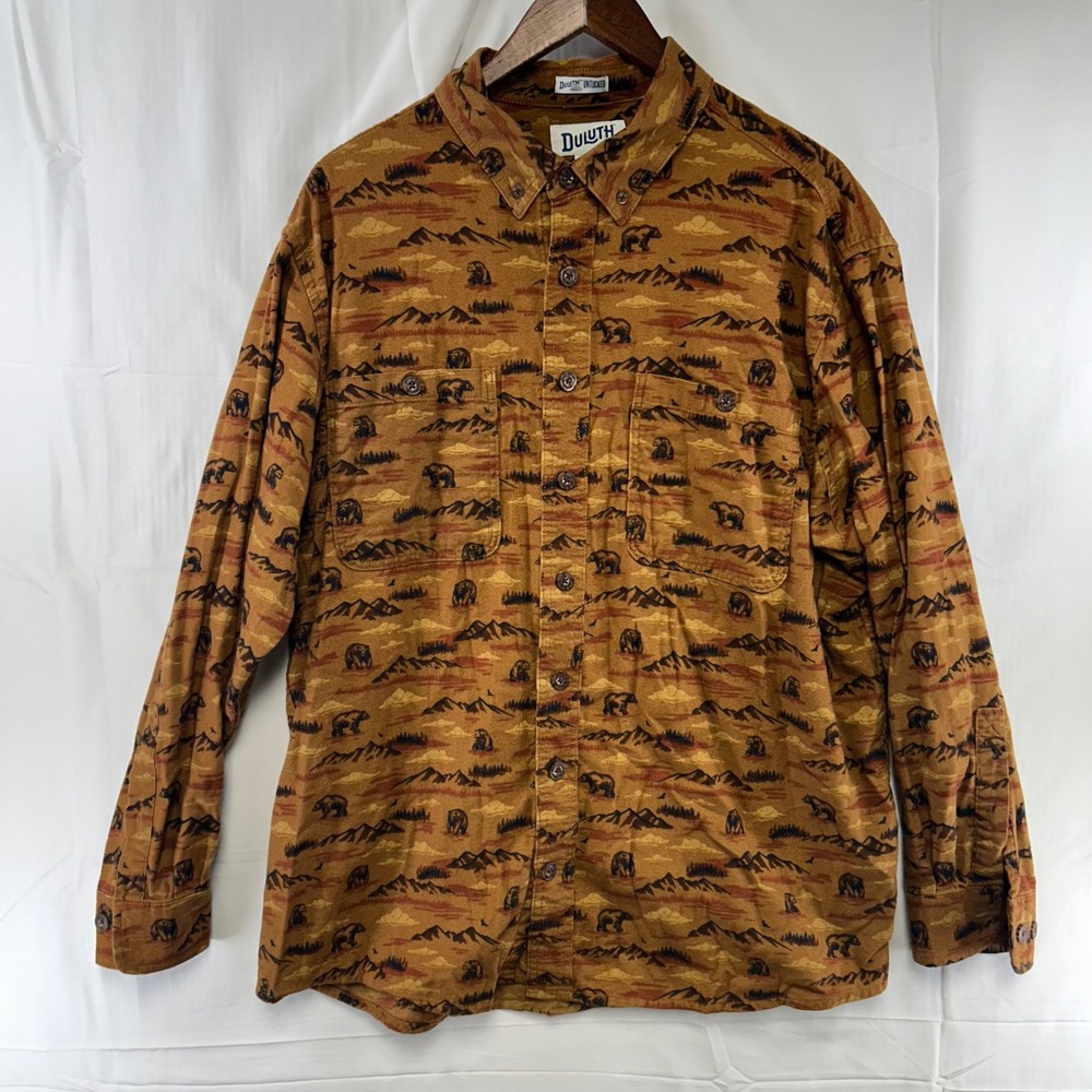 Duluth Trading Co Button Down Mens Large Tall Brown Bear Mountain Print Untucked